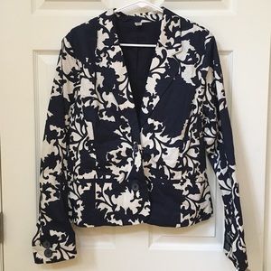 Old Navy XL Navy and white blazer